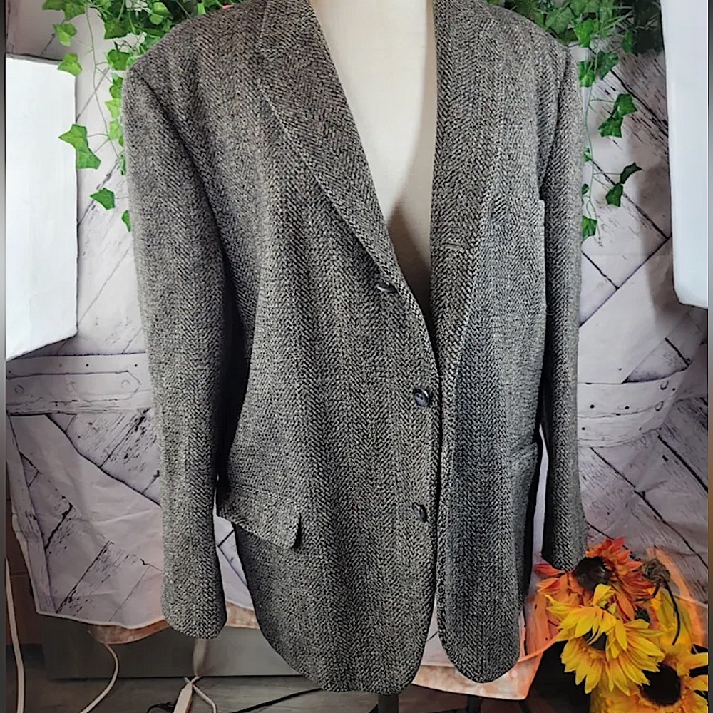 HARRIS TWEED Scottish Wool Vintage Blazer *lining flaws